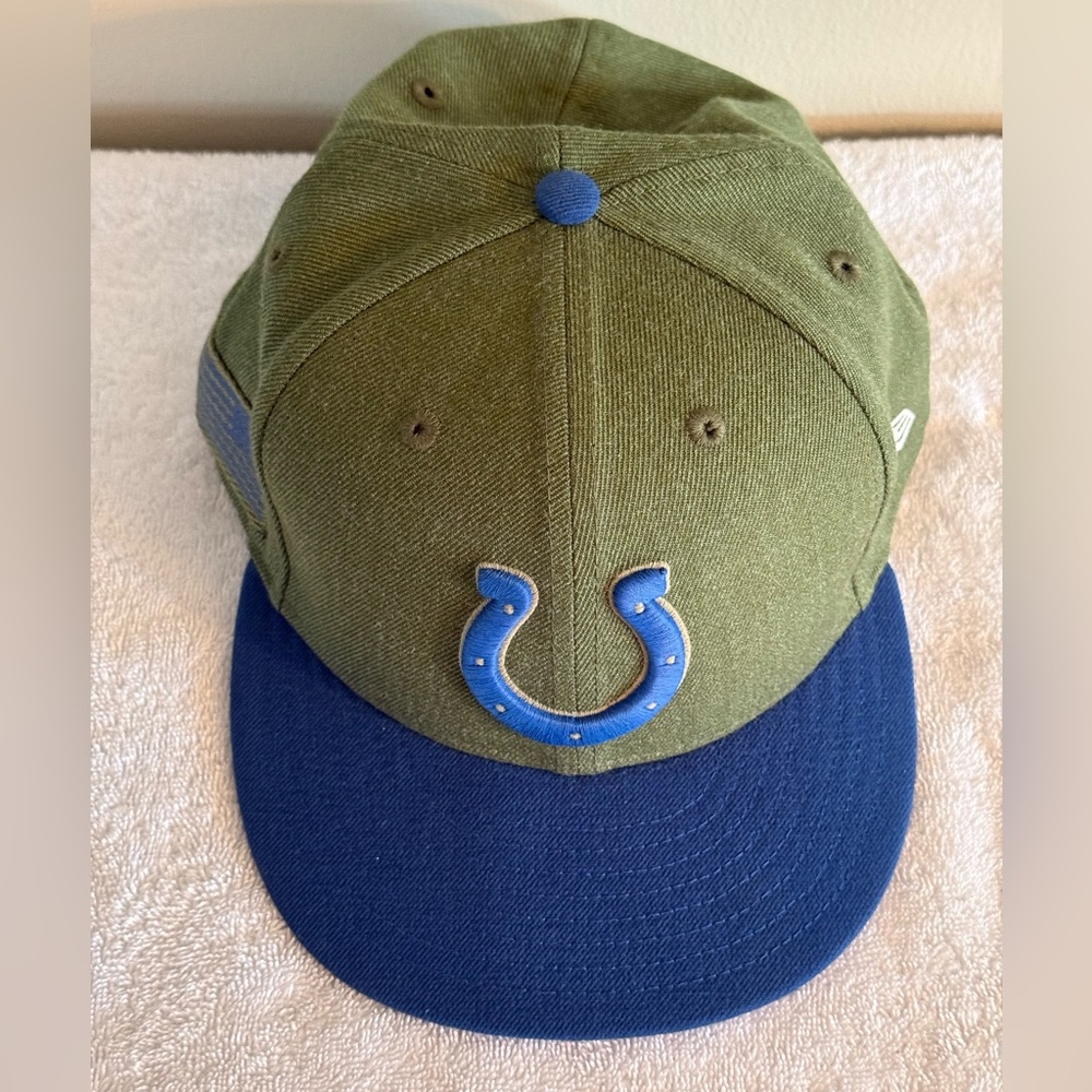 Indianapolis Colts New Era 59Fifty Fitted Hat. Size 8 1/8. Brand New Never Worn.